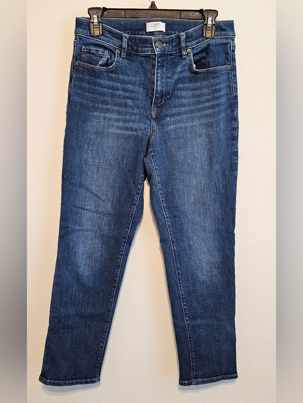 Ann Taylor Loft boyfriend jean 6 Petite Light Wash